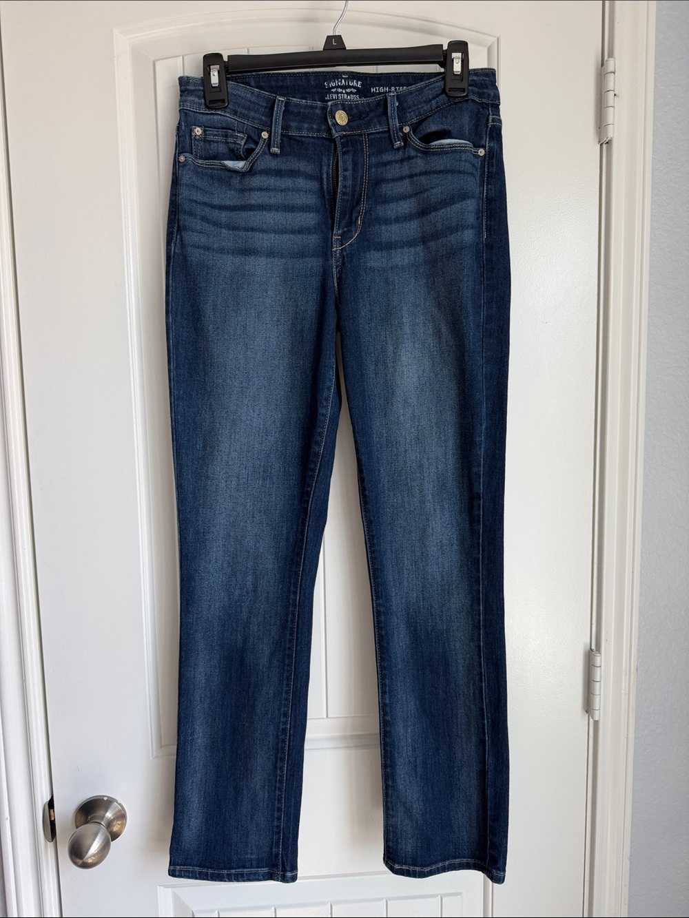 Signature by Levi Strauss Indigo Straight-Leg Jeans